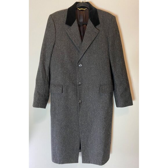 Mens Long Gray Wool Overcoat Black Velvet Collar & Button Closure Size 40